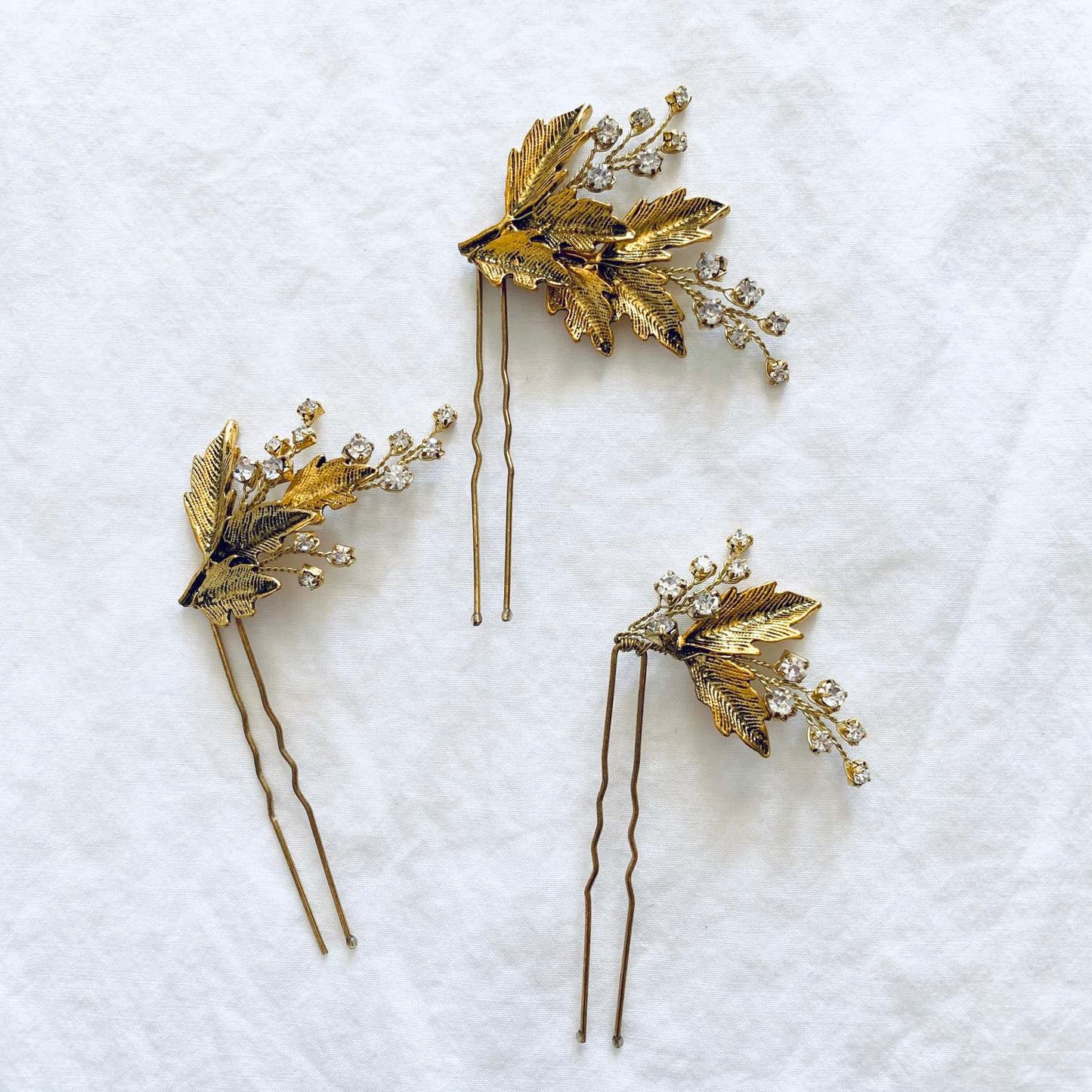 【ヘッドドレス】クリスタル&ダークゴールドピン3set/ブライダルアクセサリー 【結婚式 ヘアアクセサリー】