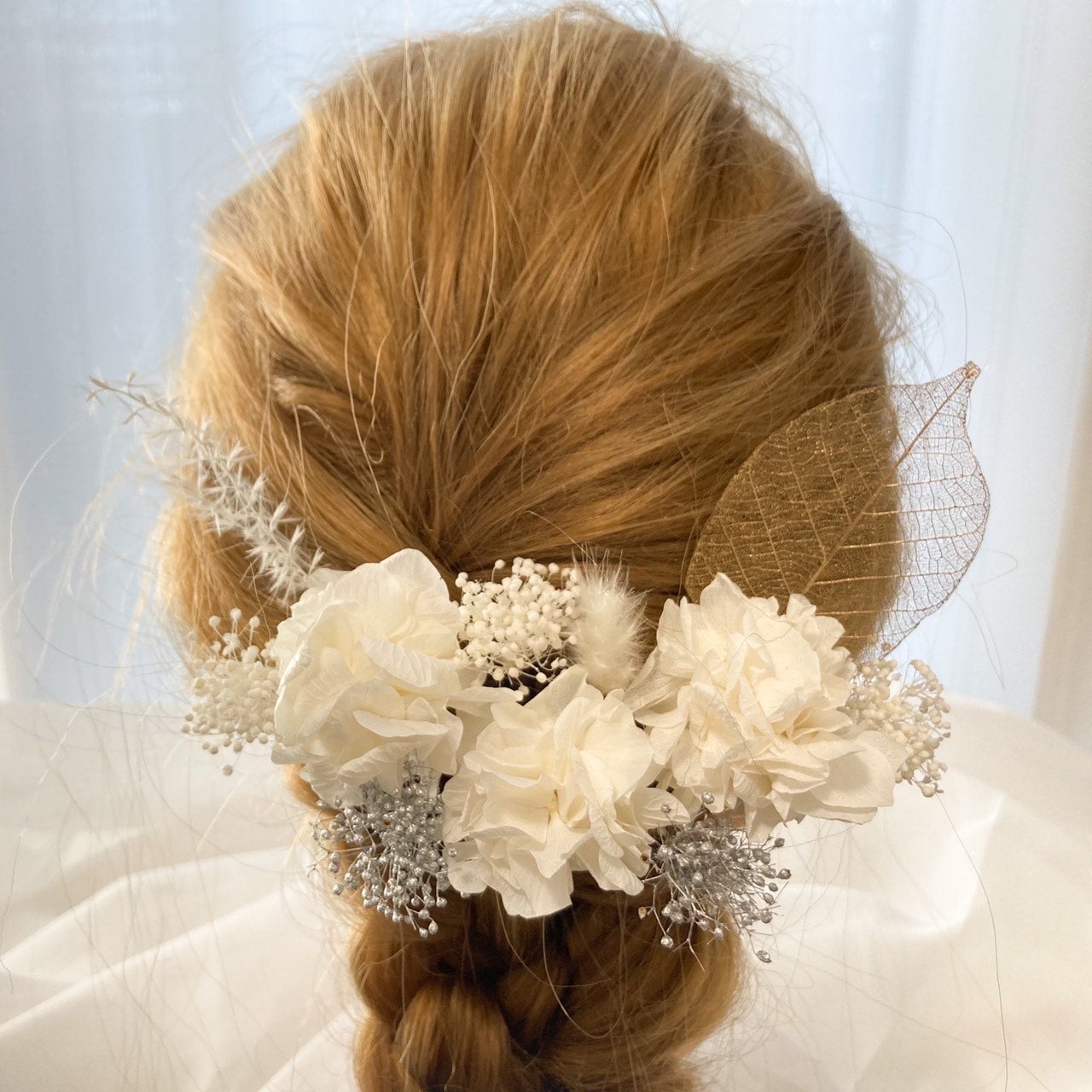 髪飾り ピュアホワイト【ヘアアクセサリー 花 ドライフラワー プリザーブド】 【結婚式 ヘアアクセサリー】
