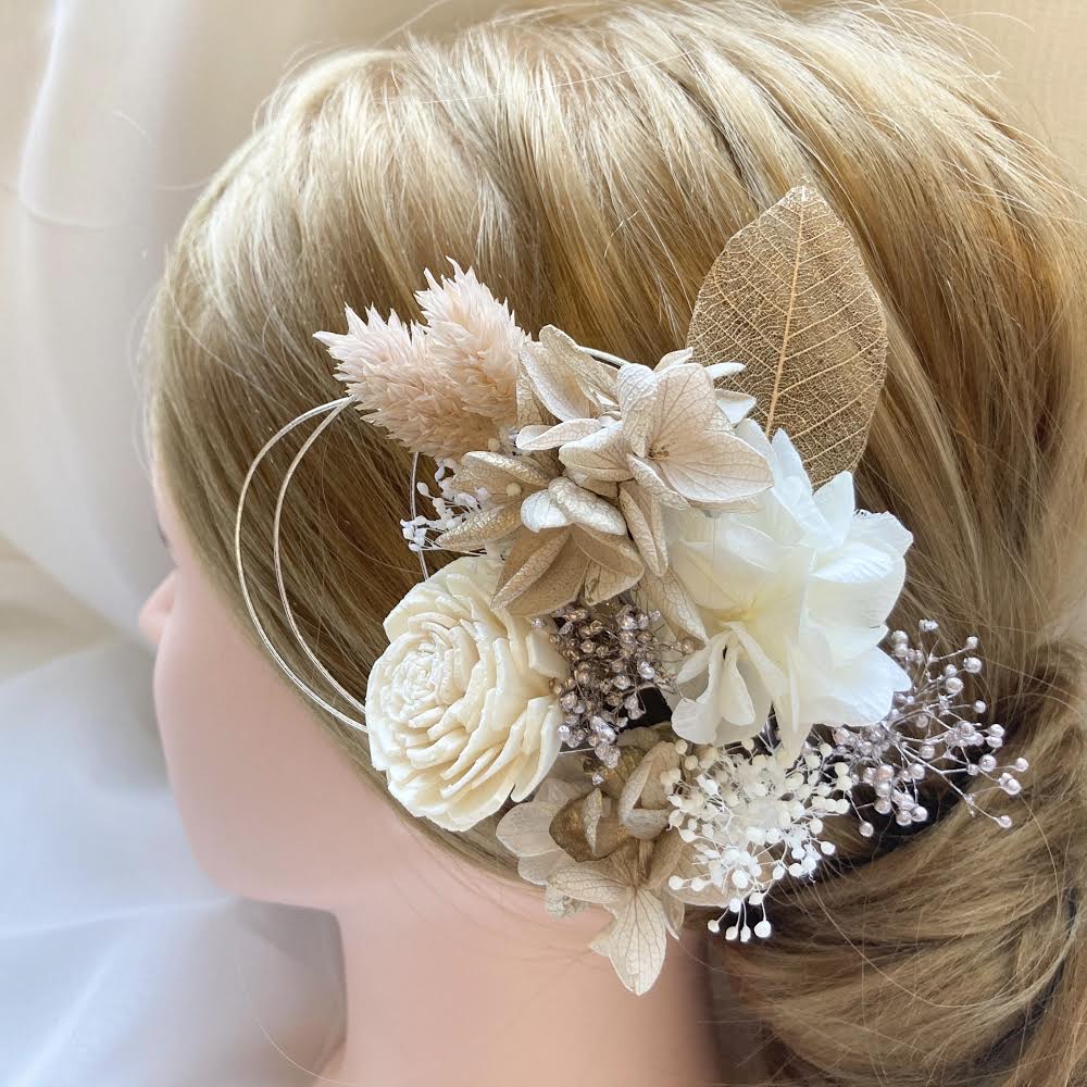 髪飾り ホワイトベージュ【ヘアアクセサリー 花 ドライフラワー プリザーブド】 【結婚式 ヘアアクセサリー】