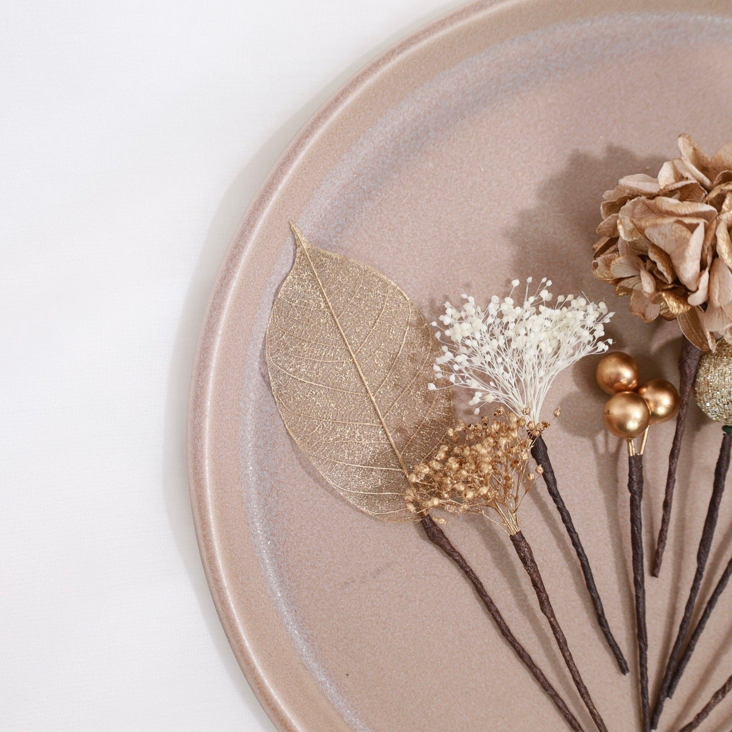 髪飾り K6【ヘアアクセサリー 花 ドライフラワー プリザーブド かすみ草】 【結婚式 和装 アクセサリー】