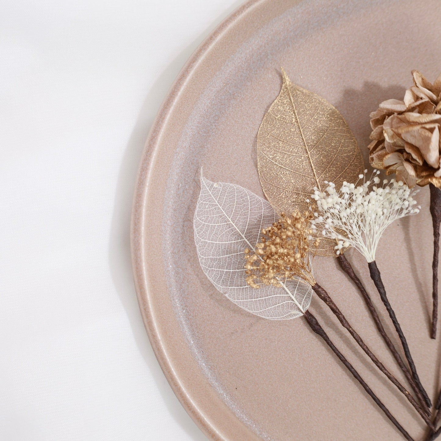 髪飾り K7【ヘアアクセサリー 花 ドライフラワー プリザーブド かすみ草】 【結婚式 和装 アクセサリー】