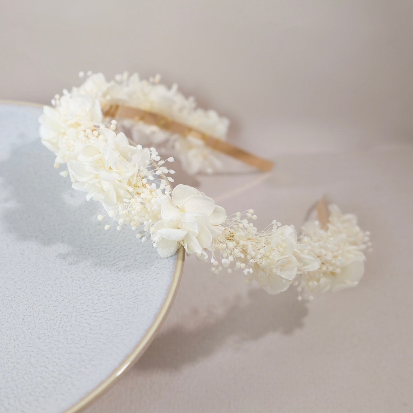 髪飾り カチューシャW【ヘアアクセサリー 花 ドライフラワー プリザーブド かすみ草】 【結婚式 和装 アクセサリー カチューシャ】