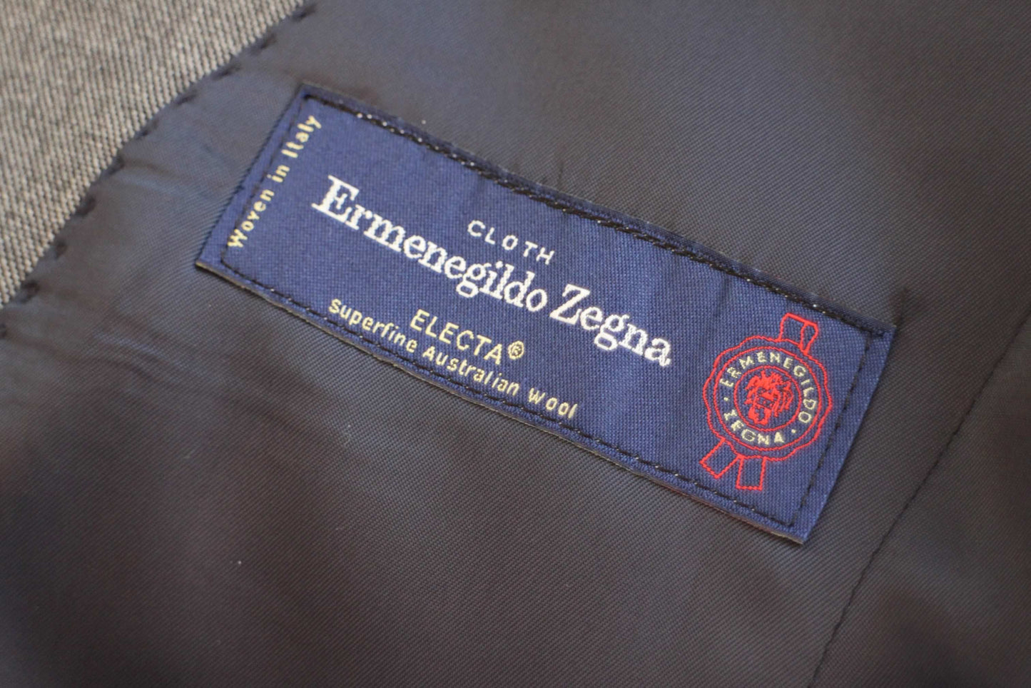 ミディアムグレーシングルスーツ(Ermenegildo Zegna) 【大阪 オーダースーツ 結婚式】 【結婚式 タキシード オーダーメイド】