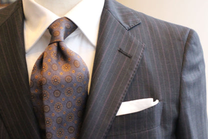 グレーストライプスーツ(DRAPERS)【大阪 オーダースーツ 結婚式】 【結婚式 タキシード オーダーメイド】