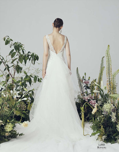 IM-0009 Luna【ウェディングドレス レンタル】