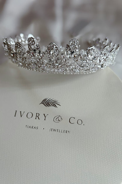 【ヘッドドレス】Ivory & co ALEXANDRA TIARA アイボリーアンドコー アレクサンドラ ティアラ ~ブライダルティアラ~【結婚式 ヘアアクセサリー】