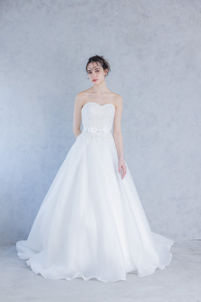 IVY-3(A)【結婚式 ウェディングドレス レンタル】