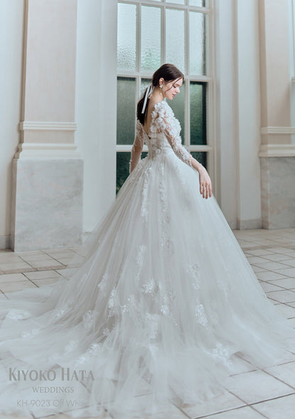 KH-9023 OffWhite【ウェディングドレス レンタル】