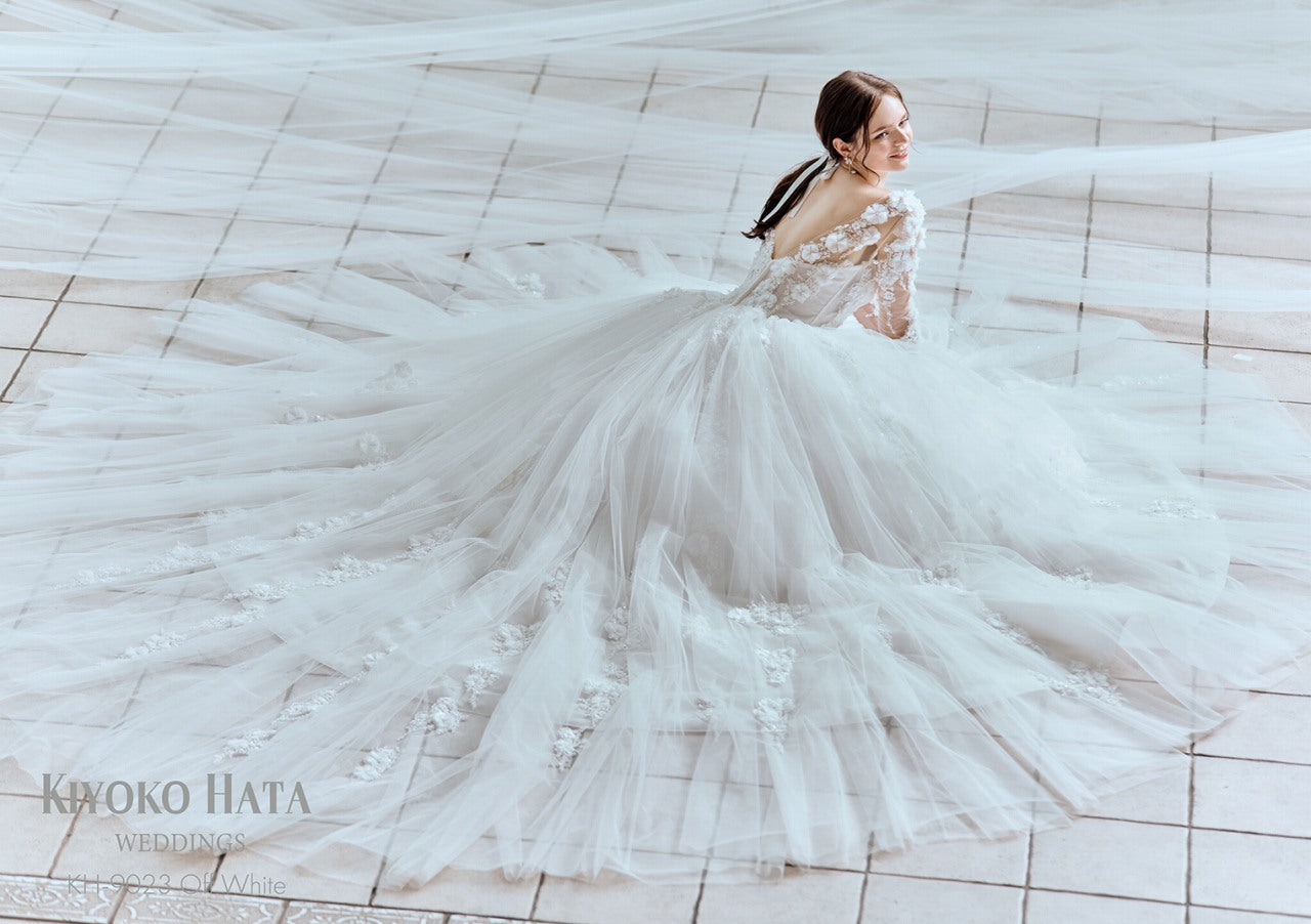 KH-9023 OffWhite【ウェディングドレス レンタル】