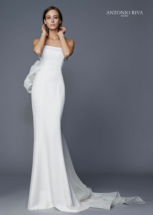 KRISTEL 【ウェディングドレスレンタル】