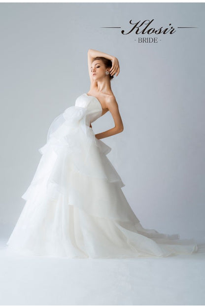 WHITE STRIPE 【ウェディングドレス レンタル】