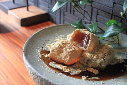 【わらび餅】桐箱入り由布院わらび餅 200g×4個詰合せ(きな粉×2・抹茶きな粉×1・黒糖きな粉×1) 【結婚式 ギフト 食品 引き菓子 和菓子】