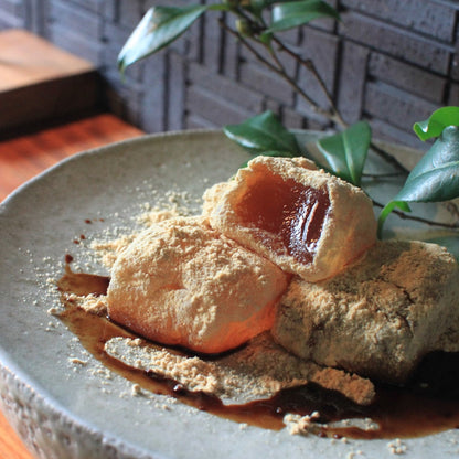 【わらび餅】桐箱入り由布院わらび餅 真空パック200g×4個詰合せ(抹茶きな粉×2・黒糖きな粉×2) 【結婚式 ギフト 食品 引き菓子 和菓子】