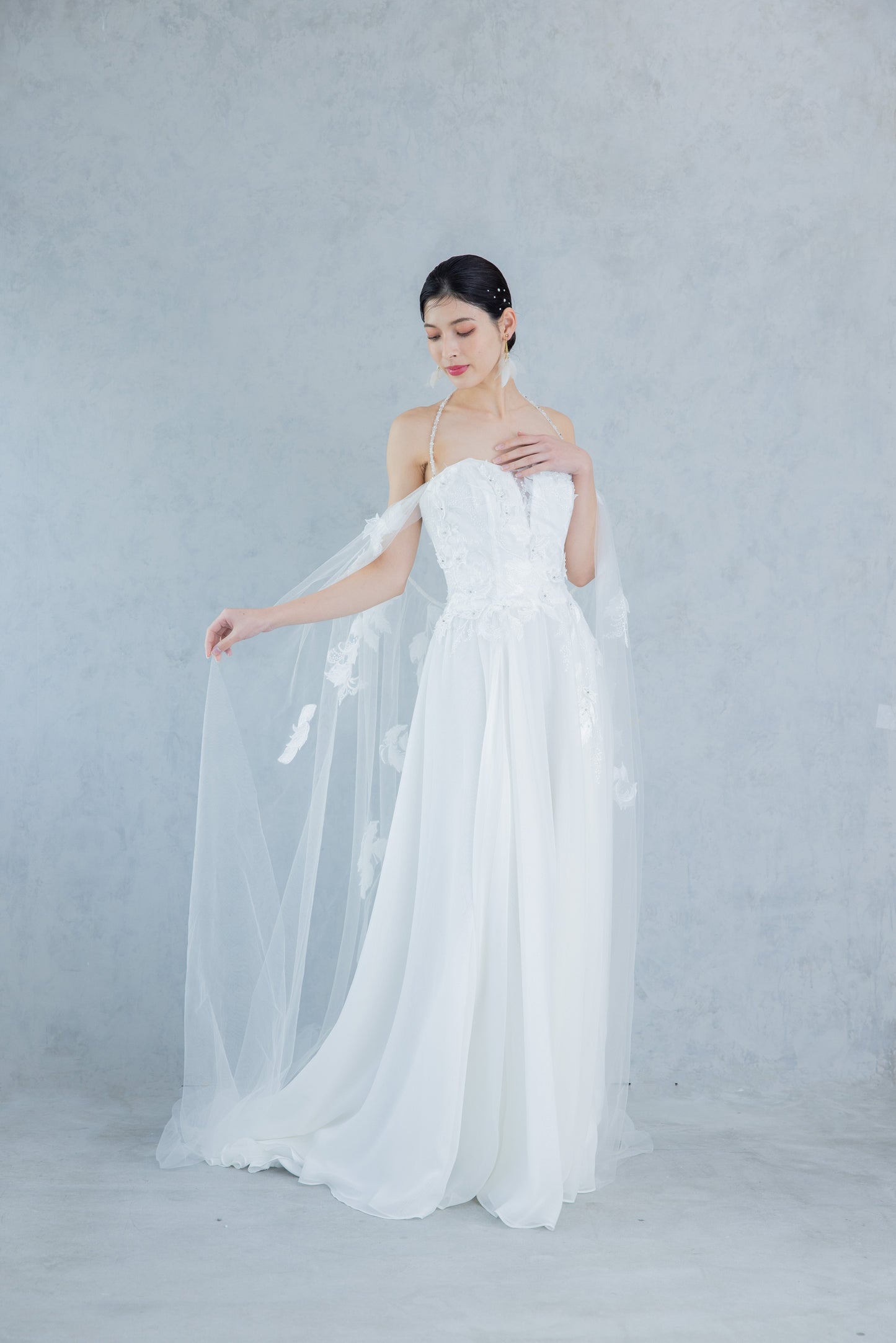 LAYLA【結婚式 ウェディングドレス レンタル】