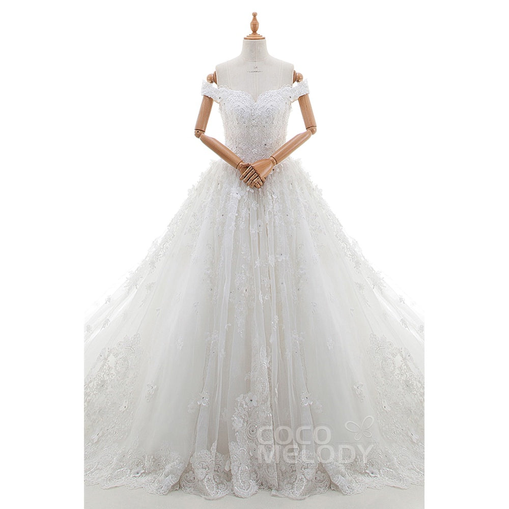 LD4349 ロングトレーン オフショルダー 豪華 ウェディングドレス 【ウェディングドレス オーダーメイド】