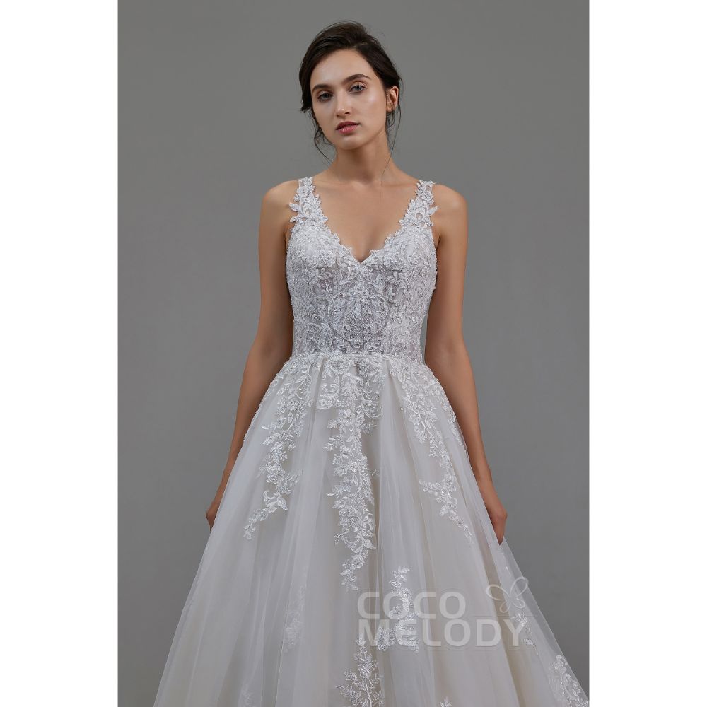 LD5813 レース Aライン Vネック ウェディングドレス 【ウェディングドレス オーダーメイド】