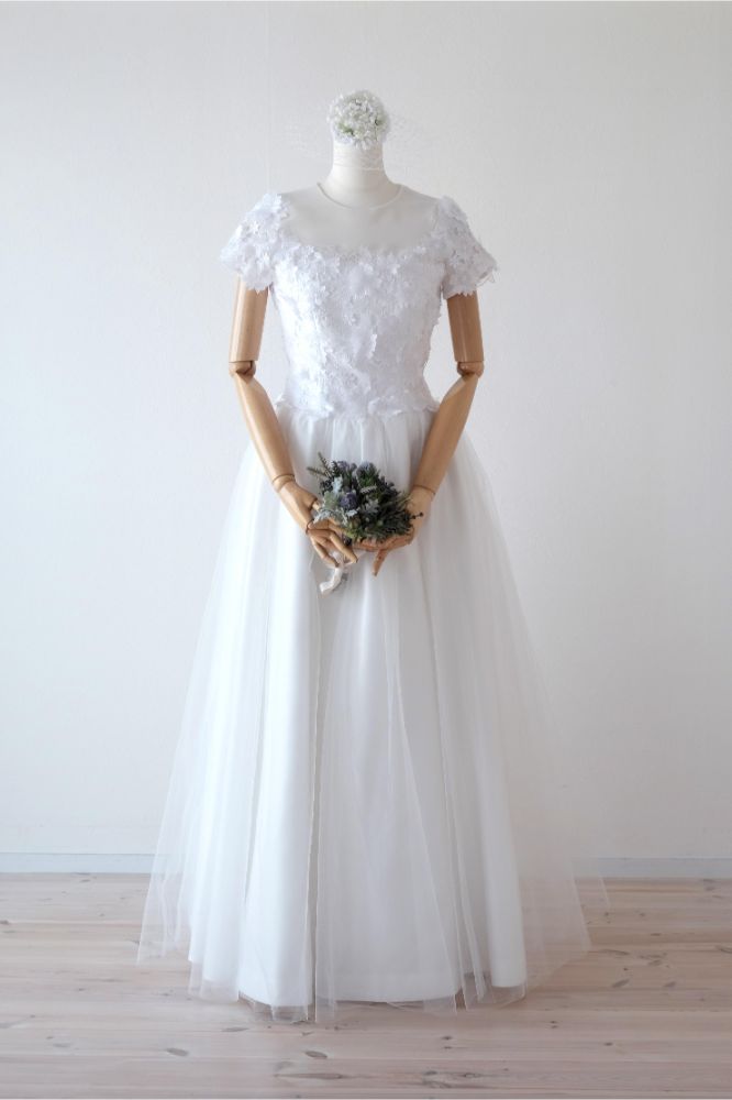 ウェディングドレス 【ウェディングドレス レンタル】