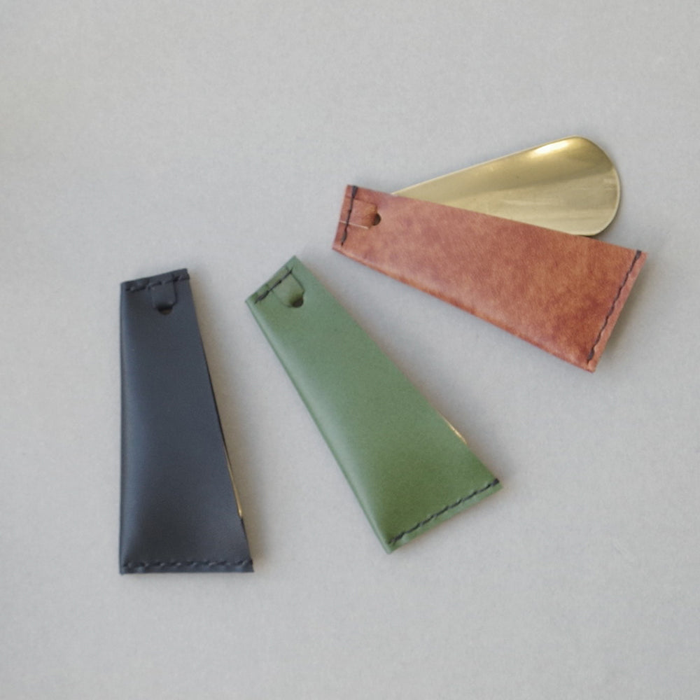 ブラック “ 靴べら 革×真鍮” KAKURA 【結婚式 引き出物 ギフト】