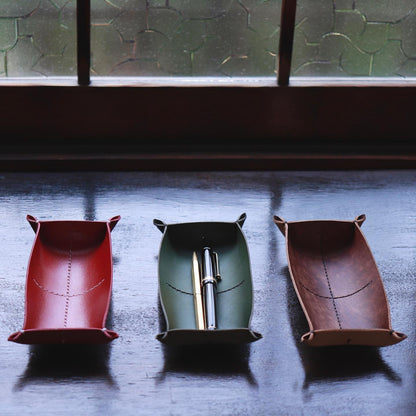 ブラック” 革トレイ ペン&メガネ KAKURA 【結婚式 引き出物 ギフト】