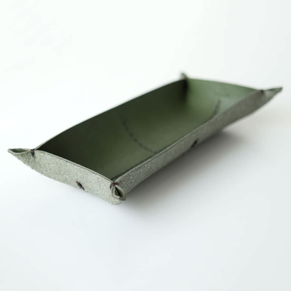 松葉” 革トレイ ペン&メガネ KAKURA 【結婚式 引き出物 ギフト】