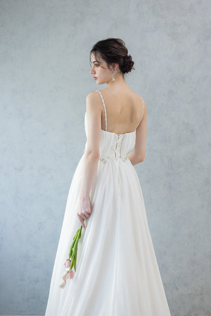 LILY-1【結婚式 ウェディングドレス レンタル】