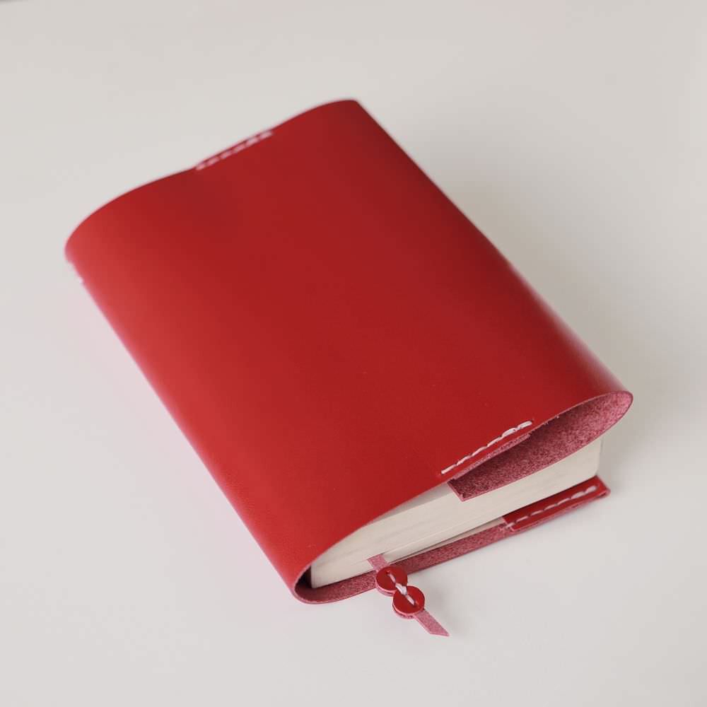 レッド” レザーブックカバー bunko KAKURA 【結婚式 引き出物 ギフト】