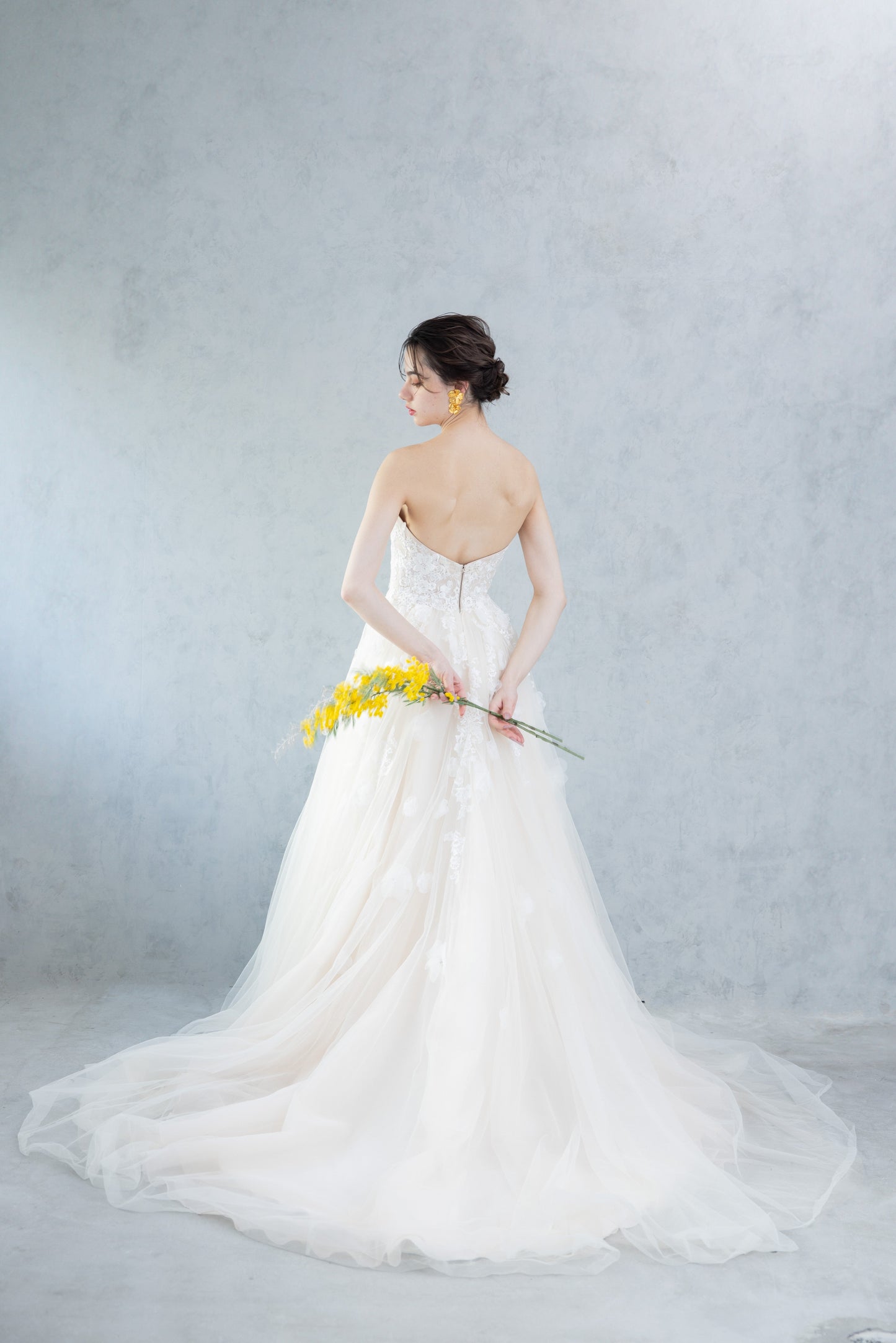 LUANA-3【結婚式 ウェディングドレス レンタル】