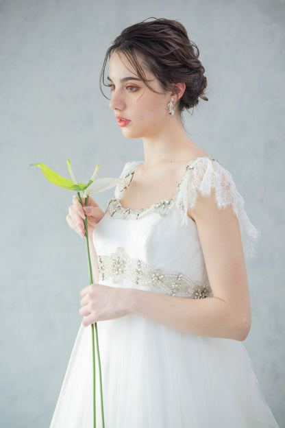 LUXE-1【結婚式 ウェディングドレス レンタル】