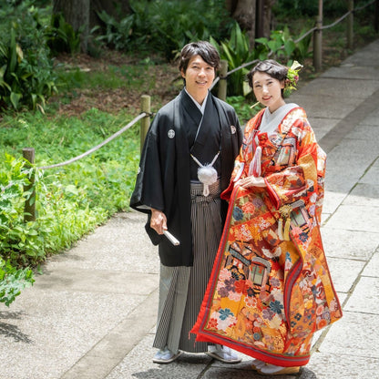 【自由が丘　熊野神社　和装フォト(衣裳込み)/写真データ100枚以上撮影】スタジオ・(自由が丘熊野神社)(ヘアメイク1スタイル洋髪・衣裳・小物・アテンド込み)　【結婚式　写真　フォトウェディング】