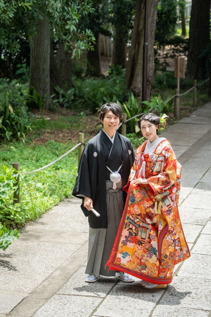 【自由が丘　熊野神社　和装フォト(衣裳込み)/写真データ100枚以上撮影】スタジオ・(自由が丘熊野神社)(ヘアメイク1スタイル洋髪・衣裳・小物・アテンド込み)　【結婚式　写真　フォトウェディング】