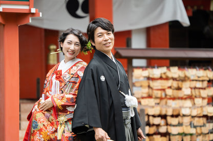 【自由が丘　熊野神社　和装フォト(衣裳込み)/写真データ100枚以上撮影】スタジオ・(自由が丘熊野神社)(ヘアメイク1スタイル洋髪・衣裳・小物・アテンド込み)　【結婚式　写真　フォトウェディング】