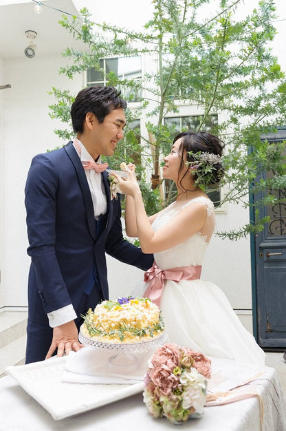 【洋装3着 リハ・アテンド付】Lillyブライダルヘアメイク 披露宴・1.5次会プラン 【結婚式 ヘアメイク 新郎 新婦】
