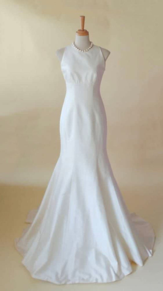 ハッピー 【ウェディングドレス レンタル】