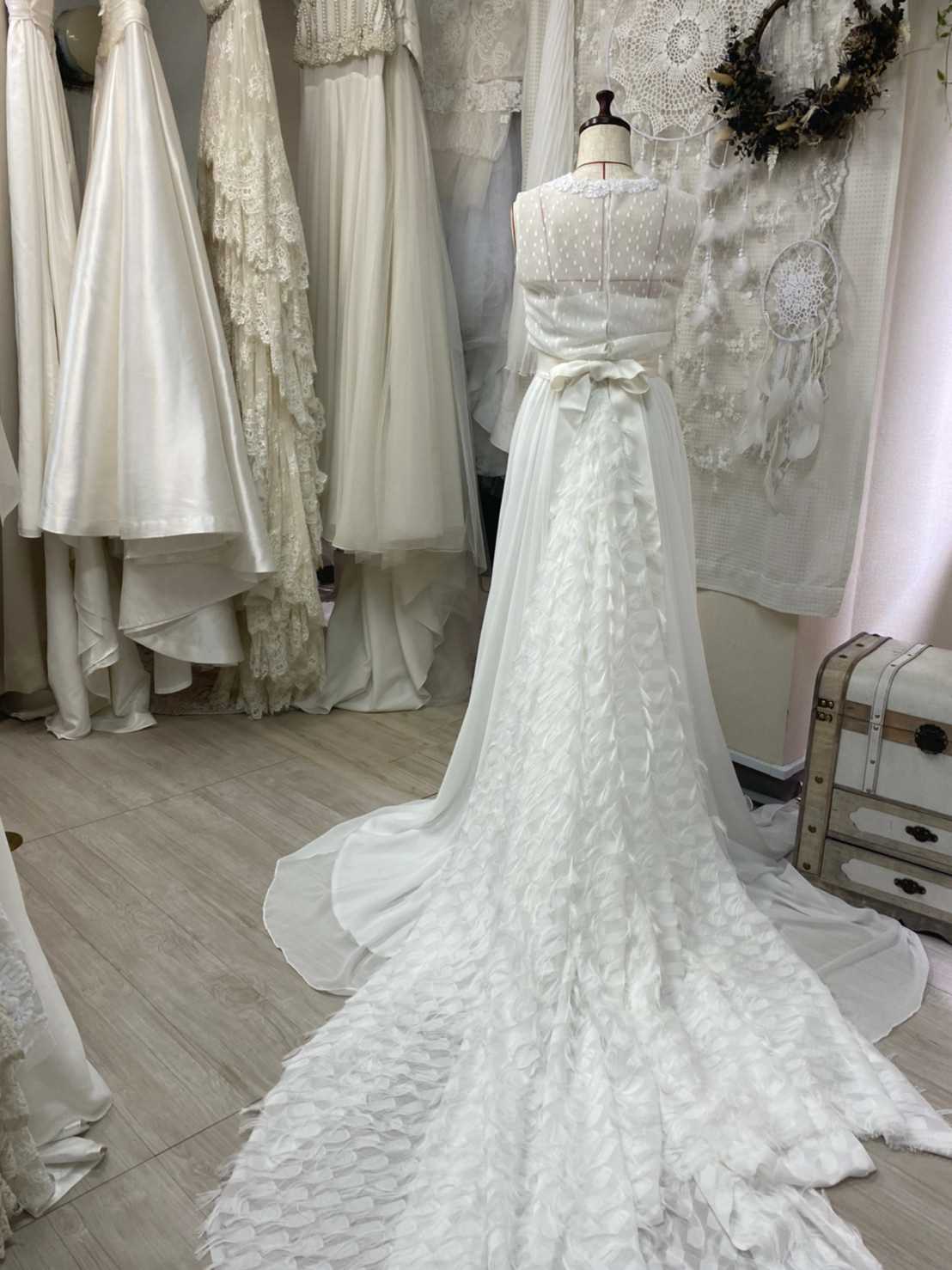 ドット×フリンジのデザイン性ドレス 【ウェディングドレス オーダーメイド】