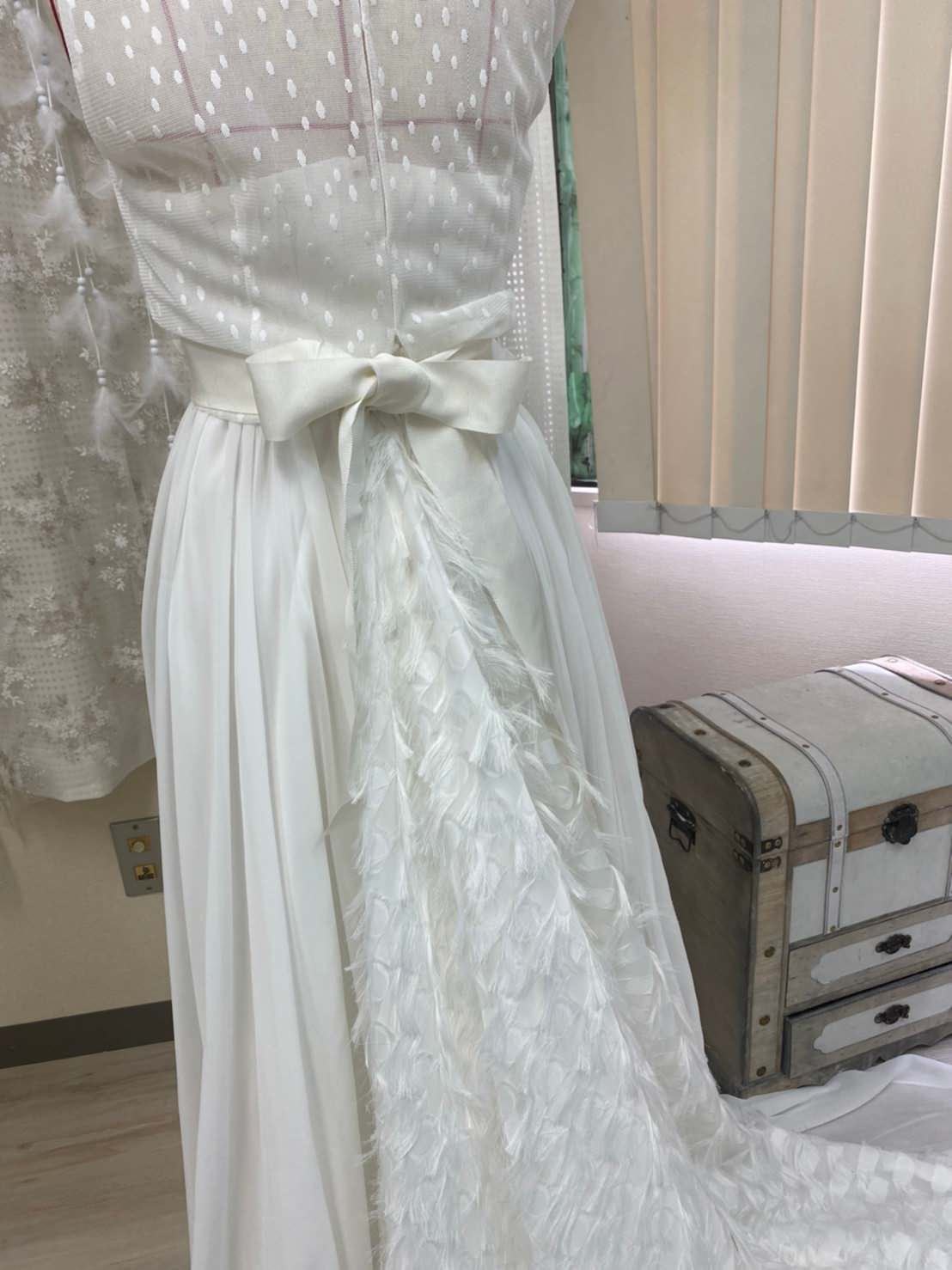 ドット×フリンジのデザイン性ドレス 【ウェディングドレス オーダーメイド】