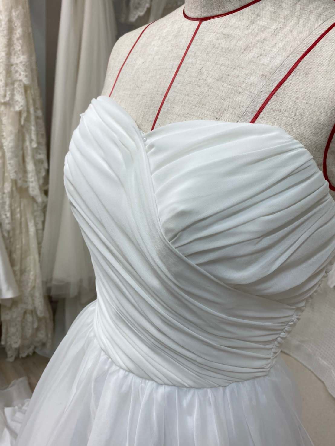 オーガンジーハートウエディングドレス 【ウェディングドレス オーダーメイド】