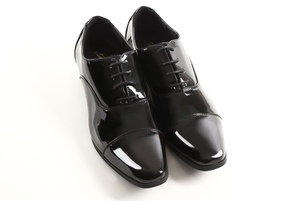 ストレートチップ/3cmヒール/ブラックエナメル 【結婚式 メンズ シューズ】