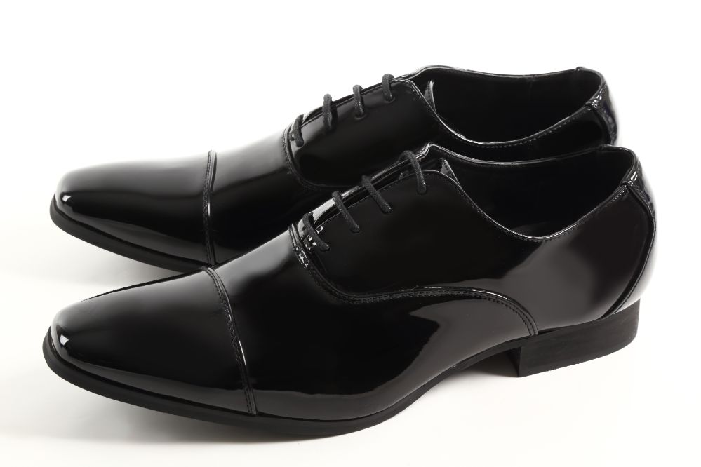 ストレートチップ/3cmヒール/ブラックエナメル 【結婚式 メンズ シューズ】