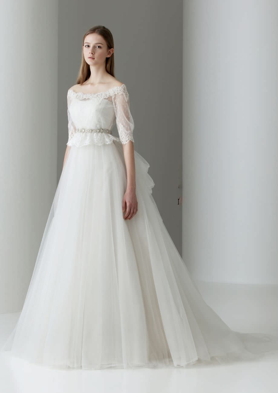 Aライン レース LATELIER MARIAGE 20679 【ウェディングドレス レンタル】