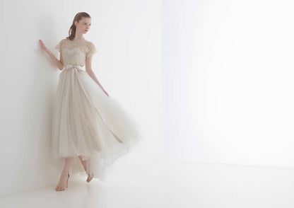 Aライン サテン LATELIER MARIAGE 20683 【ウェディングドレス レンタル】