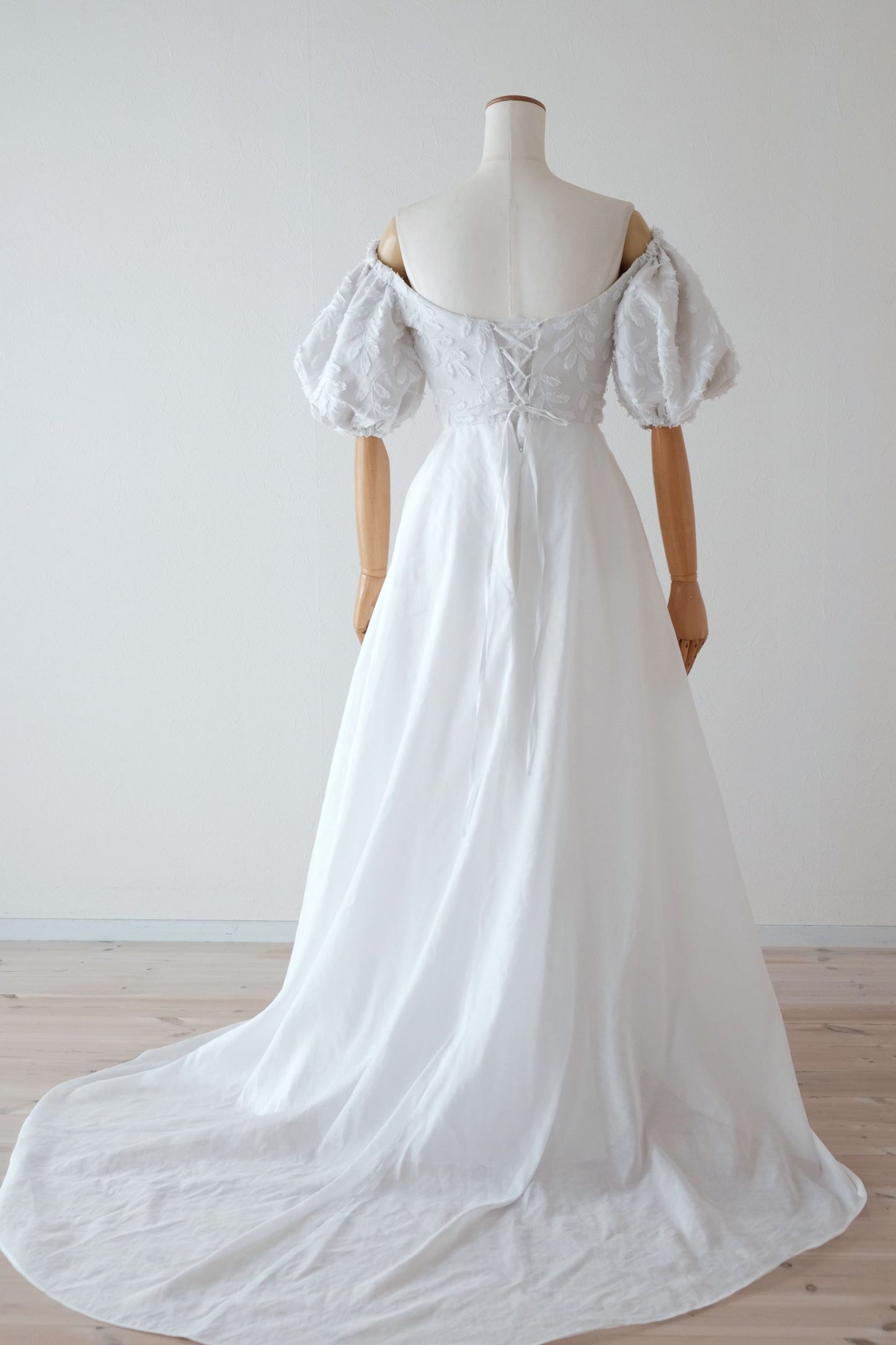 ウェディングドレス レンタル 【ウェディングドレス レンタル】