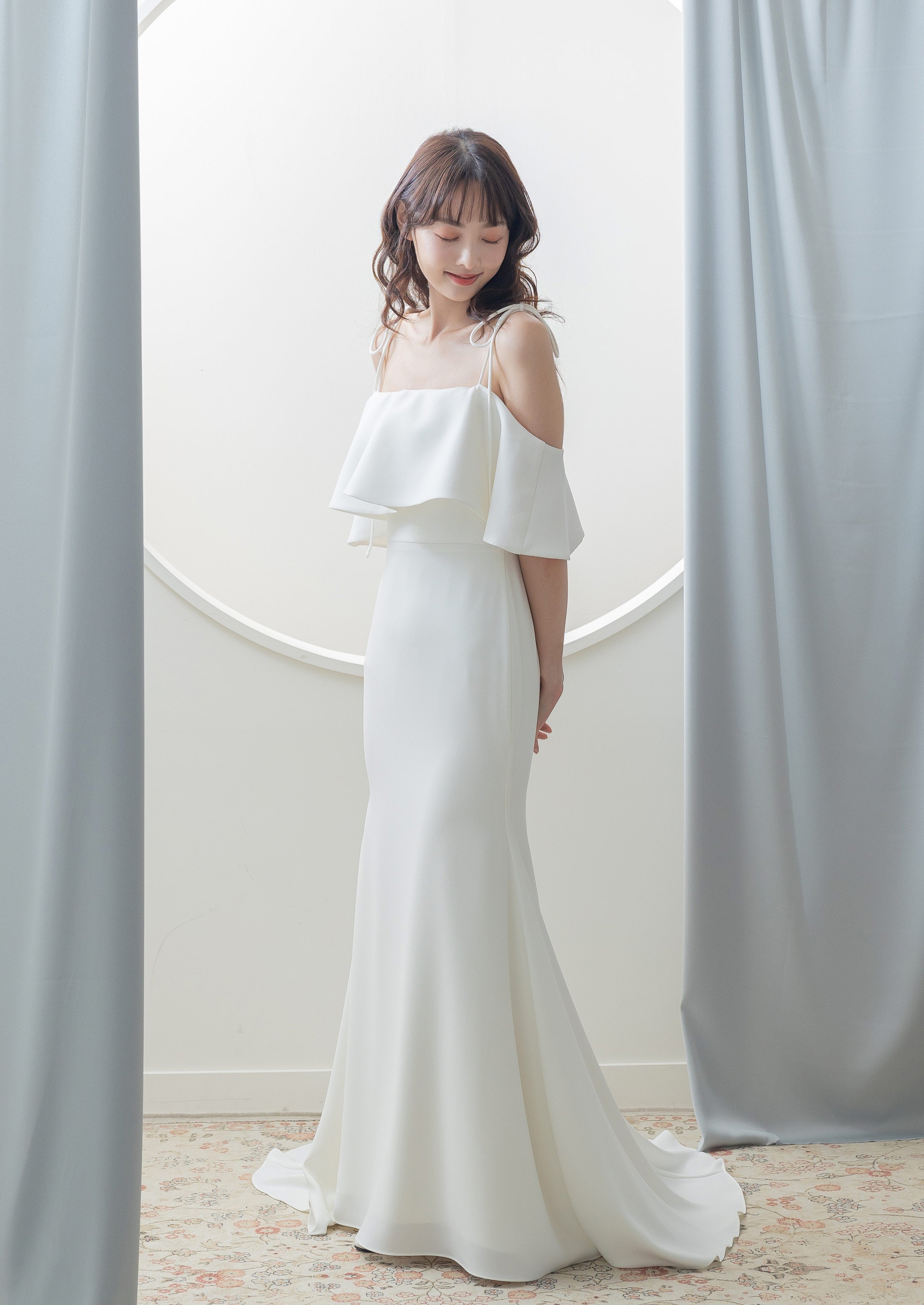 にょろDemetrios ソフトマーメイドウェディングドレス　L1053 Demetrios ソフトマーメイドウェディングドレス L1053