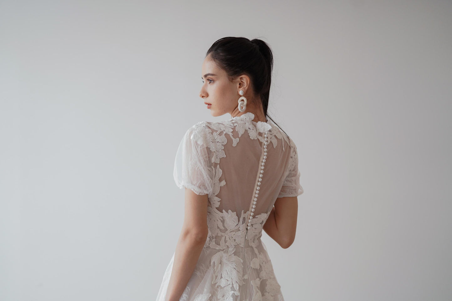 RÊVIA【ウェディングドレス レンタル】