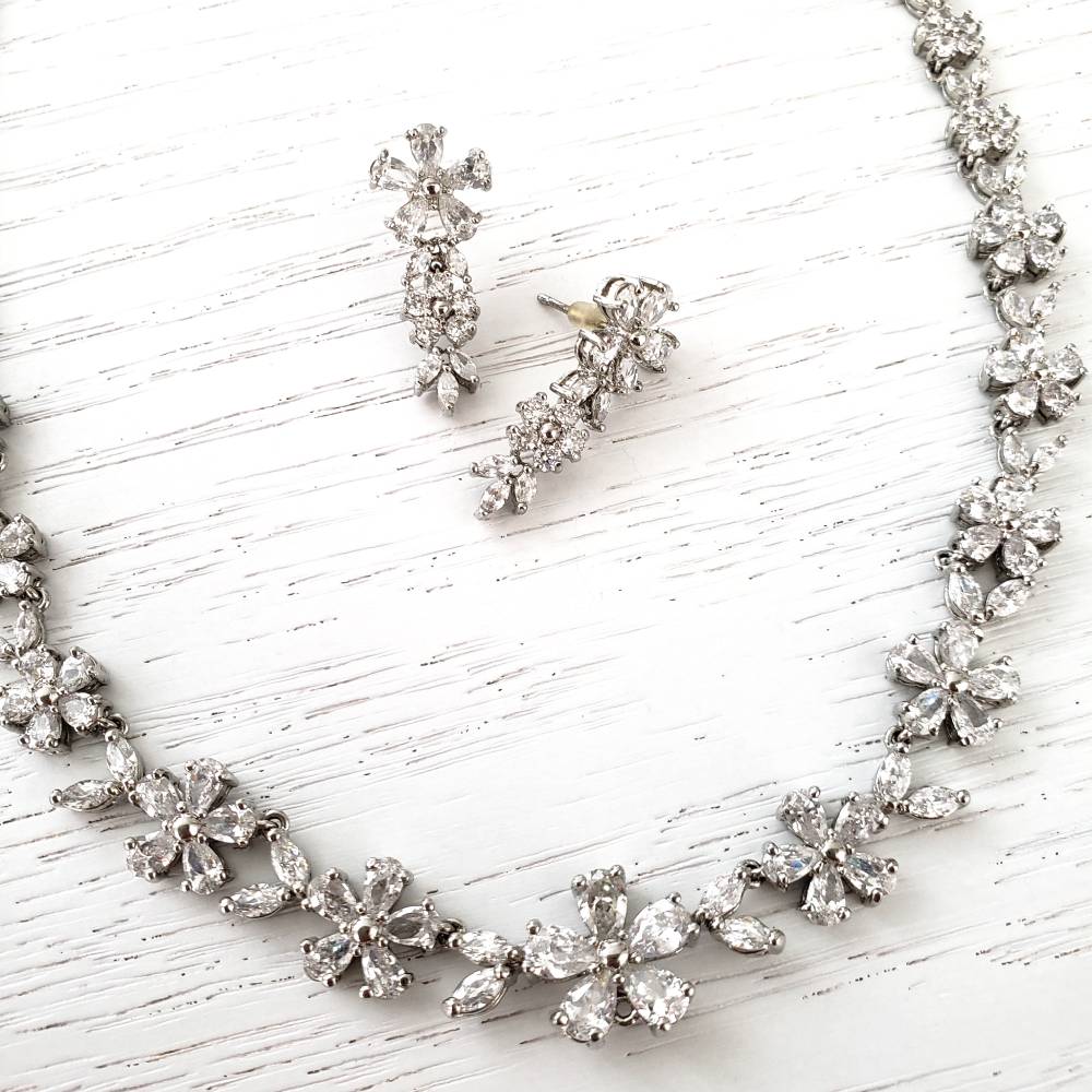 Ivory & Co★ネックレスピアスセット 【結婚式 ネックレス レンタル】