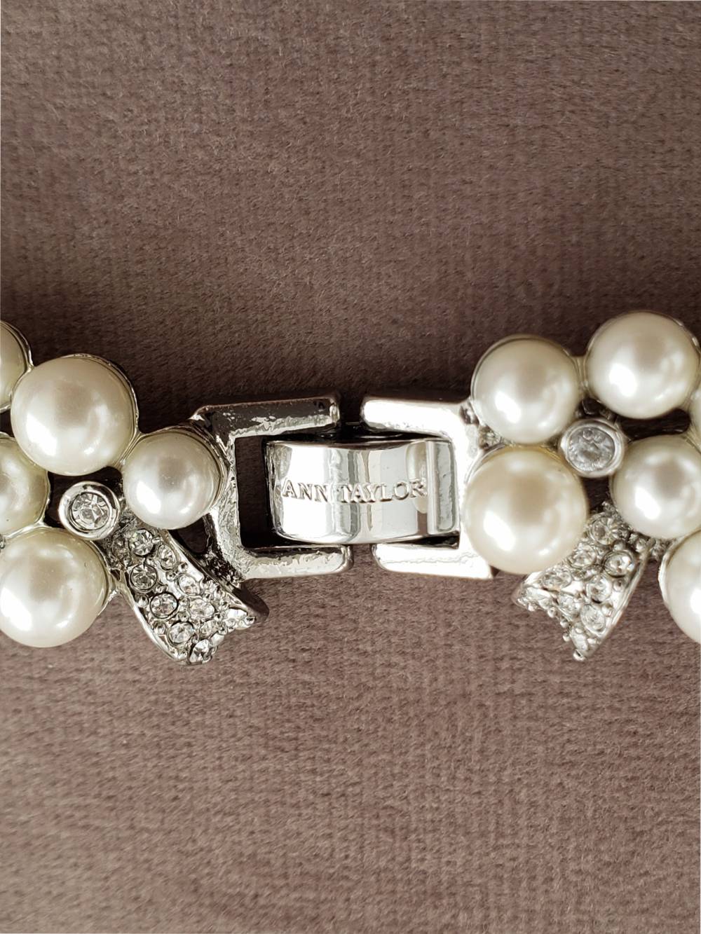 アンテイラー☆リボンモチーフパールネックレスピアスセット 【結婚式 ネックレス レンタル】