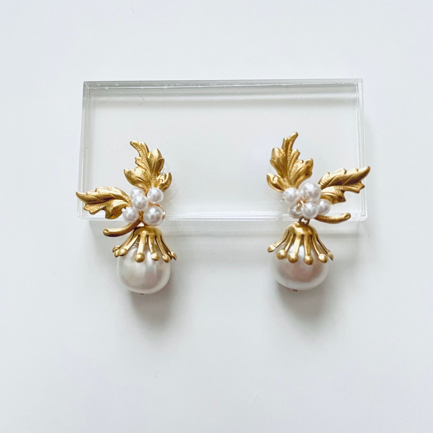 ブルーメピアス(イヤリング)【結婚式 ピアス イヤリング】