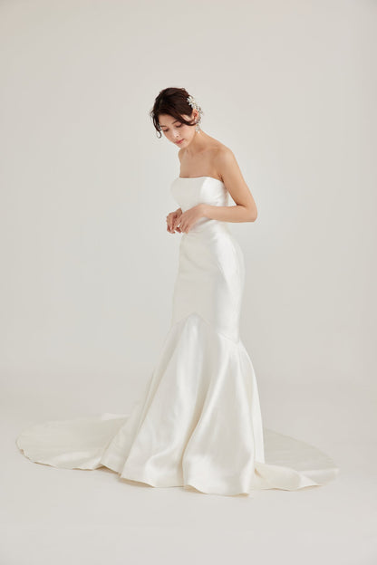 Oberon【ウェディングドレス レンタル】