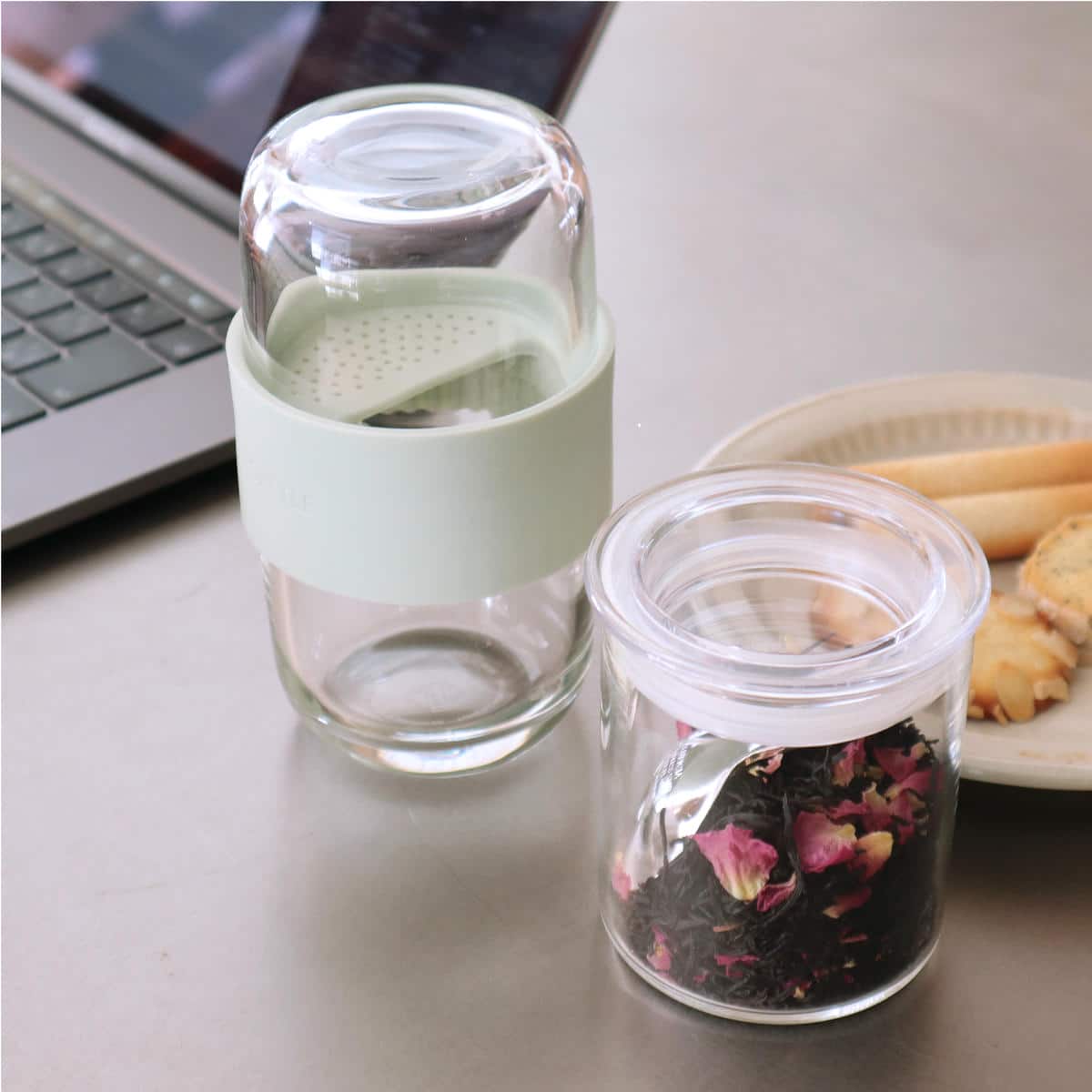 ポケトル コンパクトガラスきゅうす（グレー） ティーセット 1人用 おいしいお茶が入れられる 手のひらサイズ 120ｍL 【結婚式 ギフト 引き出物 食器類】POKETLE vidro calm