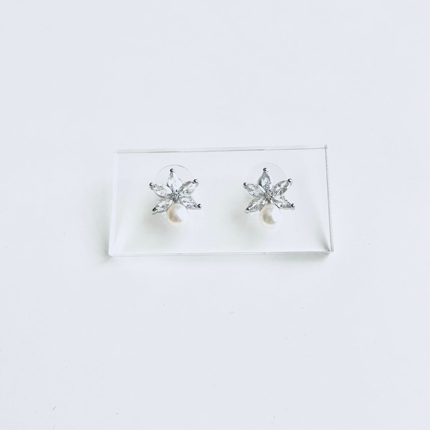 【ピアス】ドロップ淡水パールピアス 【結婚式 ピアス イヤリング】