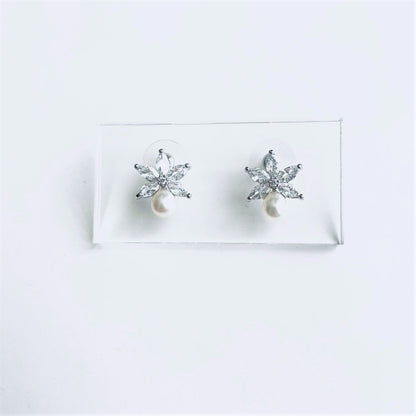 【ピアス】ドロップ淡水パールピアス 【結婚式 ピアス イヤリング】